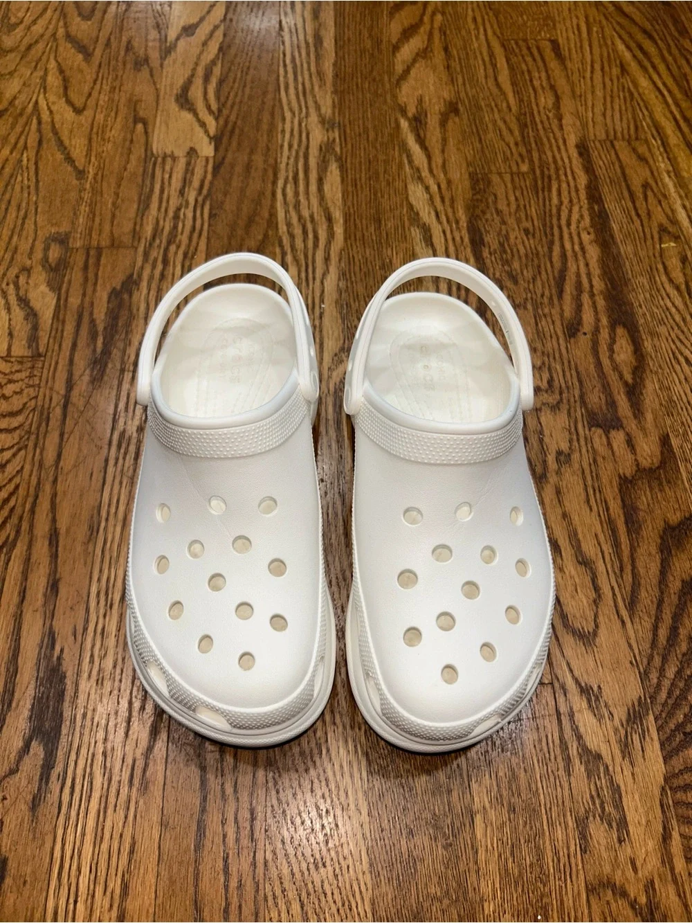 Crocs Classic Platform Clogs White Women’s Size 10 Lightweight Comfort Shoe